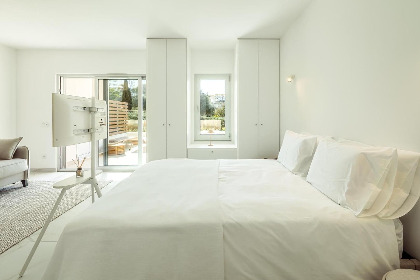 View - Cozy Corner With Pool Albufeira